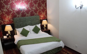 اتاق یک تخته (اقامت با صبحانه)