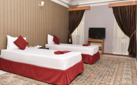 آپارتمان یک خوابه پنج تخته (اقامت با صبحانه )